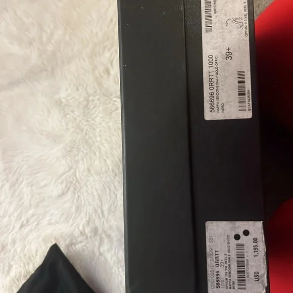 ❌SOLD❌ Authentic YSL Heels - Picture 7 of 7